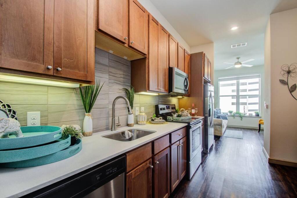 Best 5* Luxury Living Downtown Kingbed Suite Houston Exterior foto
